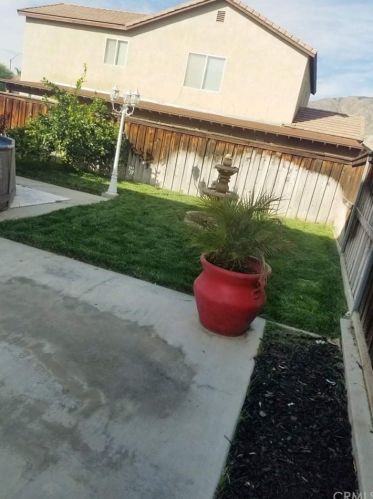 271 Bahama Ct, San Jacinto, CA 92583-6560