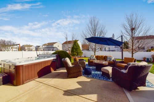 2306 Maple Ridge Dr, Plainfield, IL 60586-5358