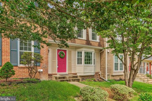 3026 Dunleigh Ct, Woodbridge, VA 22192-1131