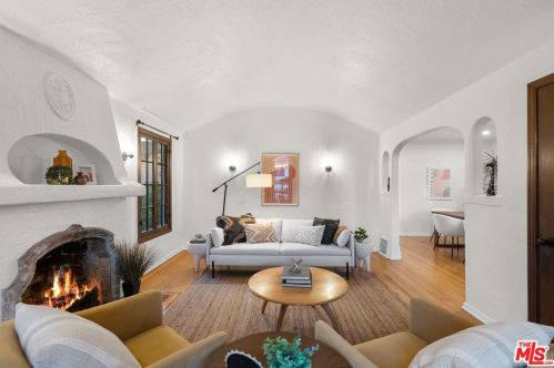 1125 Cedar St, Glendale CA  91207-1728 exterior
