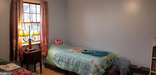 552 Walnut St, Hanover PA 17331-2070 exterior