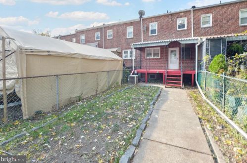 302 Cooper Ave, Camden NJ 08107-2107 exterior