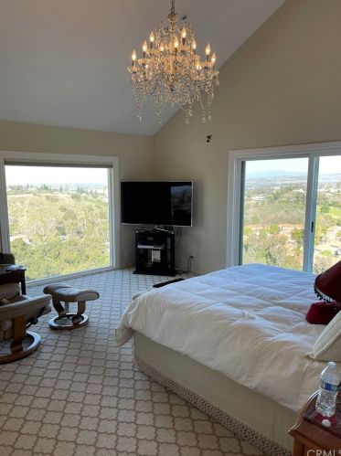 771 Fairway Ln, Anaheim CA  92807-4802 exterior