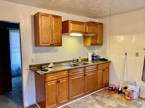 5 Girard Ave, Unity, NH 03743-5114