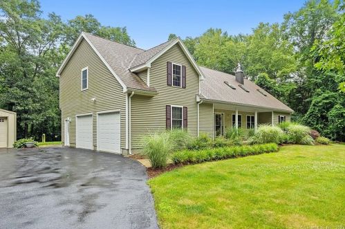 81 Pasay Rd, Fabyan, CT 06255-1816
