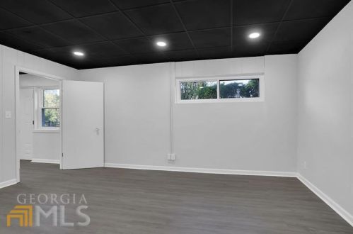 3007 Dogwood Dr, Atlanta GA  30344-3905 exterior