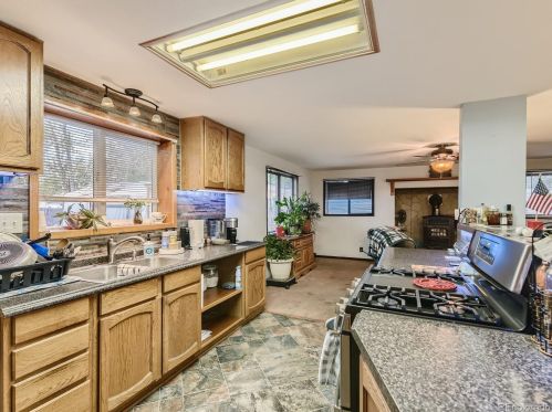 418 Willow Dr, Denver CO  80603-5761 exterior