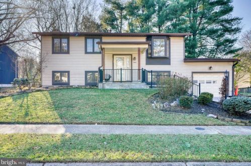 5450 Wildwind Pl, Columbia, MD 21045-2338