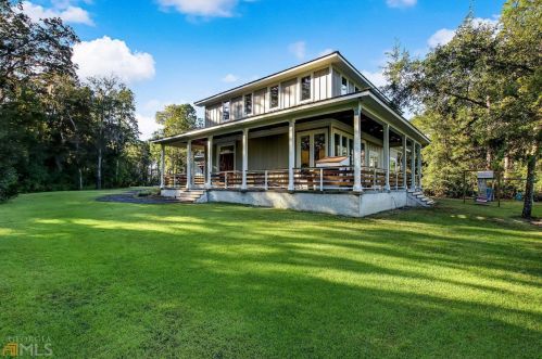 70 Lighthouse Way, Woodbine, GA 31569-4079