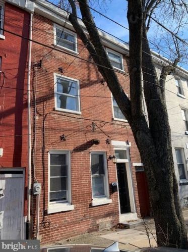 1433 Howard St, Philadelphia PA  19122-3905 exterior