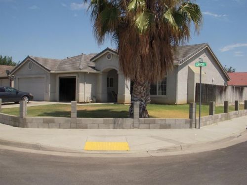 618 Garcia St, Mendota, CA 93640-1941