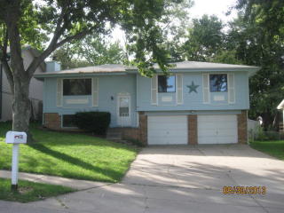 2303 Coventry Dr, Bellevue, NE 68123-2031