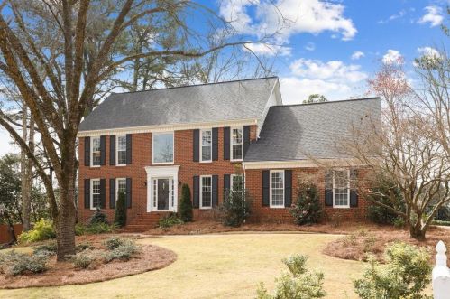 4526 Dartmoor Dr, Marietta, GA 30067-4053