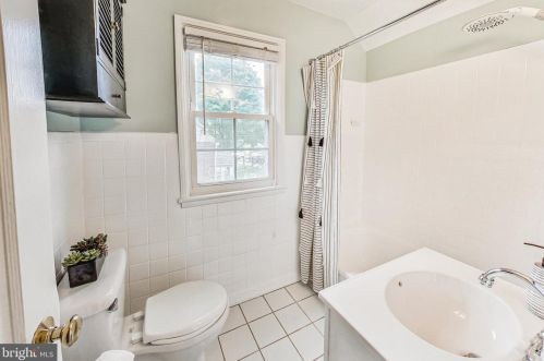 1108 Carson St, Silver Spring MD 20901-1816 exterior