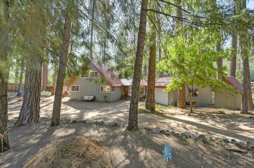 550 P C Ln, Cape Horn, CA 95713-9459