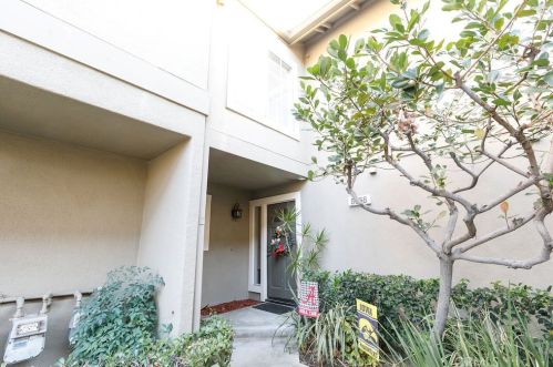 8068 Snapdragon Ln, Anaheim, CA 92808-1924