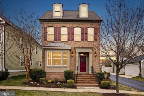 8810 Gunston St, Fulton MD  20759-2308 exterior