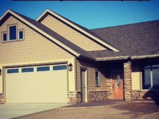 3752 Bogey Dr, Bismarck, ND 58503-9180