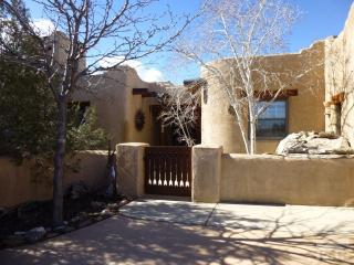 1435 Tejon Dr, Pueblo, CO 81007-4008