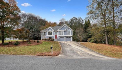 203 Whitestone Dr, Holly Springs, GA 30115-4188