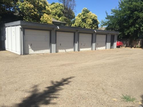 705 El Rio St, Ukiah, CA 95482-5166