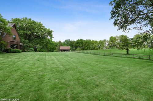 16421 Whipple Rd, Sycamore IL  60178-8807 exterior