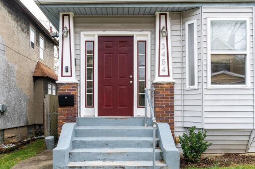 3454 Greenlawn Ave, Cincinnati OH  45207-1548 exterior