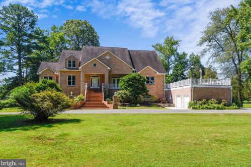 1201 Gladstone Ave, Churchton, MD 20733-9502