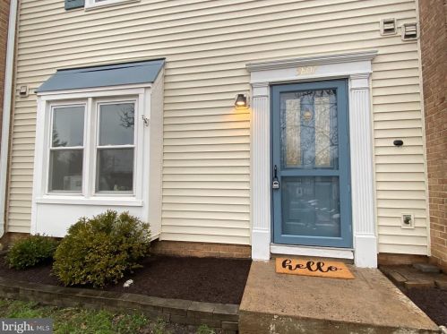 5807 Burke Manor Ct, Springfield, VA 22015-3102