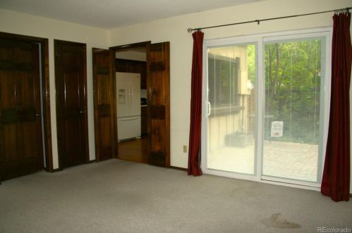 8047 Phillips Cir, Englewood CO 80112-3254 exterior