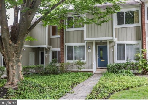 35 Cameron Ct, Princeton NJ  08540-3923 exterior