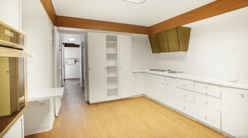 4383 Royal Pl, Honolulu HI  96816-4855 exterior