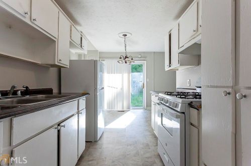 5235 Brittany Trl, Atlanta GA  30349-3433 exterior