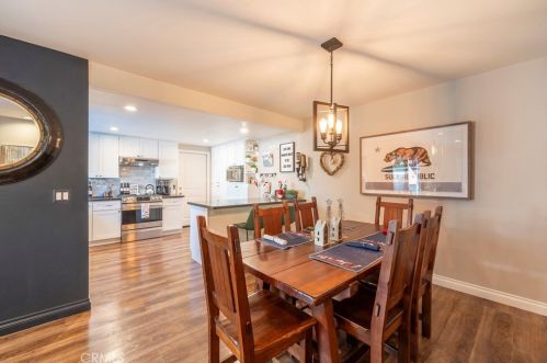 9 Cherry, Irvine CA  92612-2313 exterior