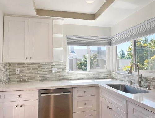 80 Windjammer, Irvine CA  92614-7439 exterior