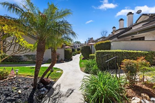 920 Arrow Hwy, Upland, CA 91786-5462