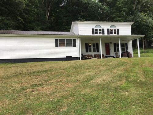 357 Whitetail Ln, Bandy, VA 24602-9105