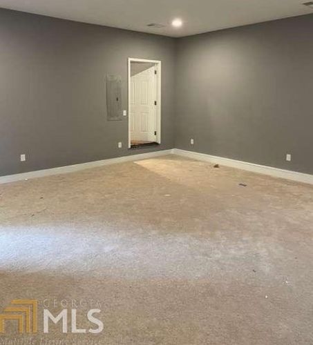 1698 Evans Dr, Atlanta GA  30310-4502 exterior