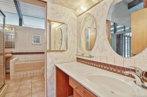 1585 Elm St, Denver CO  80220-1240 exterior