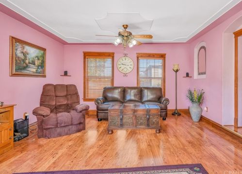 411 J St, Los Banos CA 93635-4142 exterior