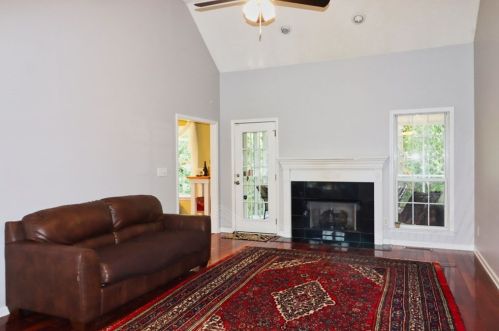 5006 Fieldcrest Dr, North Augusta, SC 29841-0106
