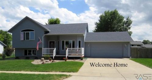 913 Magnolia Dr, Corson, SD 57005-1055