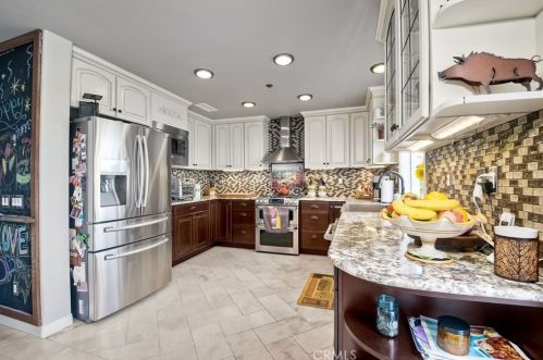 1300 Paseo Hermosa, Oceanside, CA 92056-2100