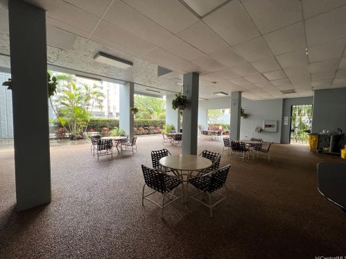 1621 Dole St, Honolulu HI  96822-4824 exterior
