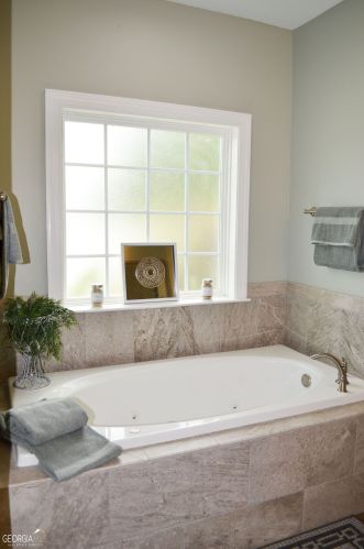 210 Fairmont Dr, Rincon GA  31326-4010 exterior