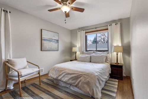 2073 Jade Ln, Saint Paul MN  55122-2862 exterior