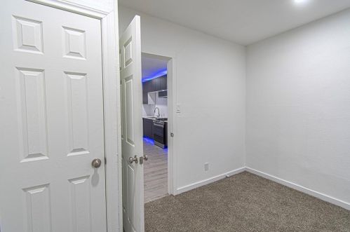 2735 Grafton Ave, Dallas TX  75211-5711 exterior