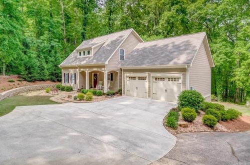 6475 Julian Rd, Gainesville, GA 30506-6414