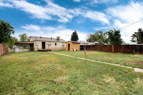 920 Eliot St, Denver CO 80219-3532 exterior