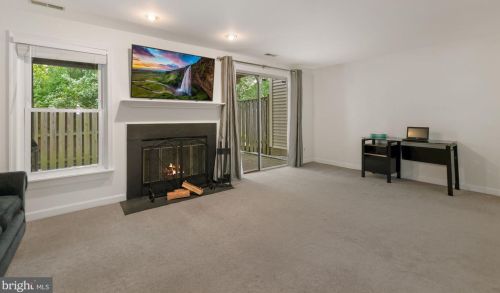 2803 Strauss Ter, Silver Spring MD 20904-6889 exterior